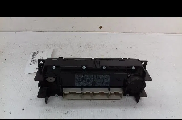 Commande de chauffage Skoda SUPERB I (3U4) 1.9 tdi (2001-2008) occasion