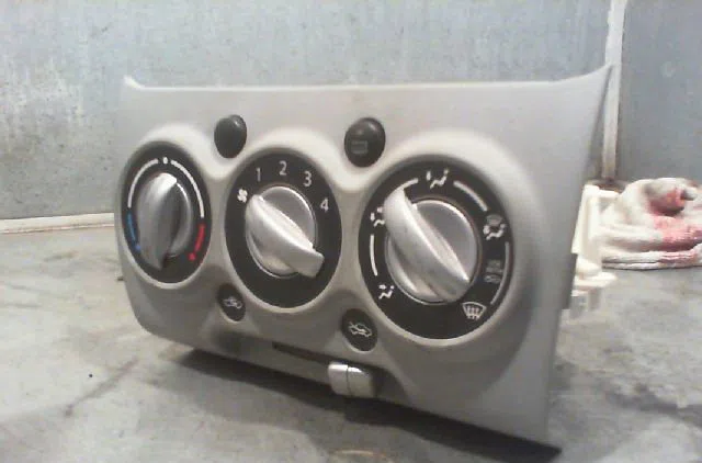 Commande de chauffage SUZUKI ALTO 2009 occasion