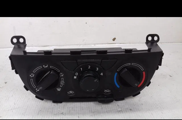 Commande de chauffage Suzuki CELERIO (LF) 1.0 (avk310) (2014) 5 portes occasion