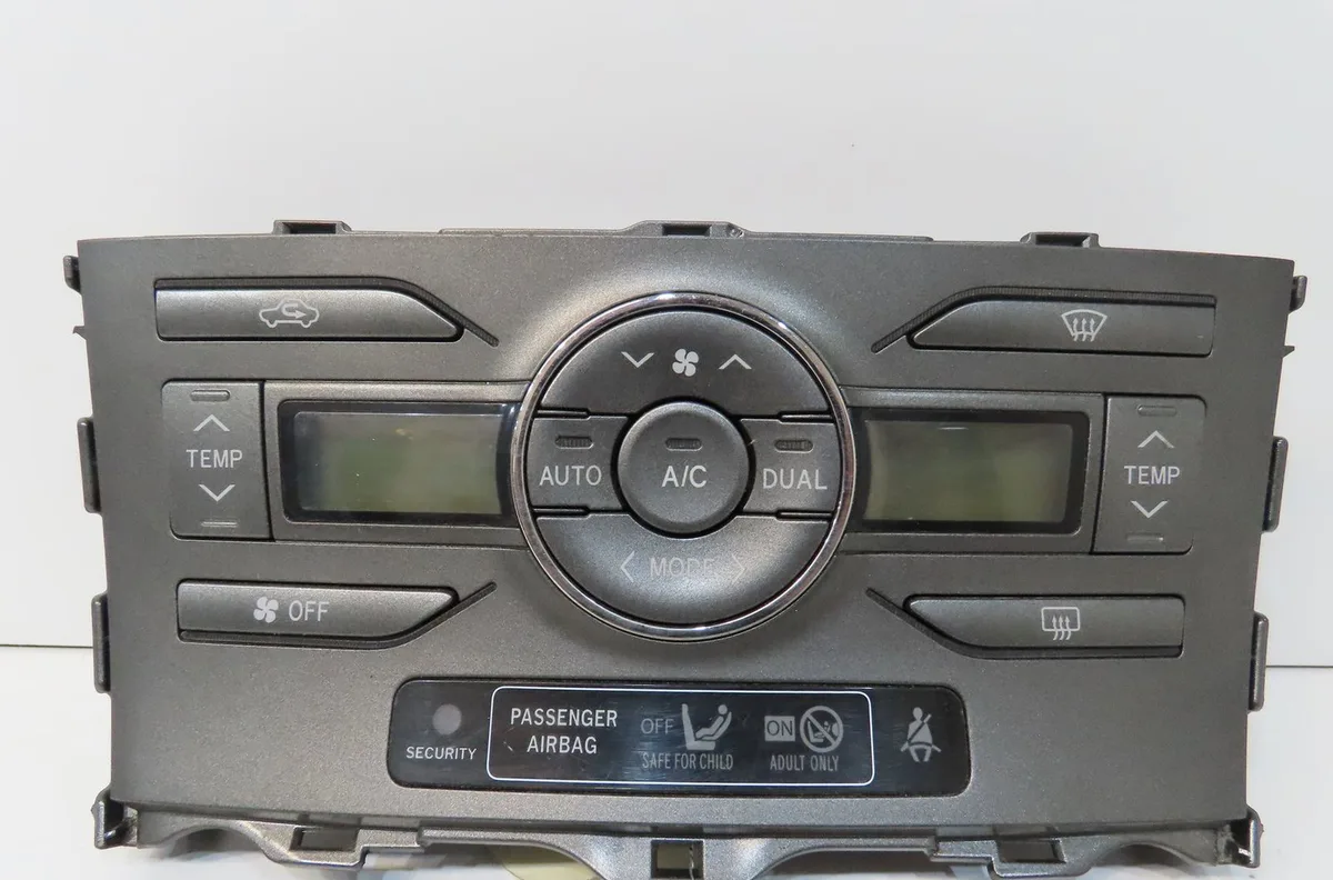Commande de chauffage Toyota AURIS (_E15_) 1.4 d-4d (nde150_) (2007-2012) 3 portes occasion