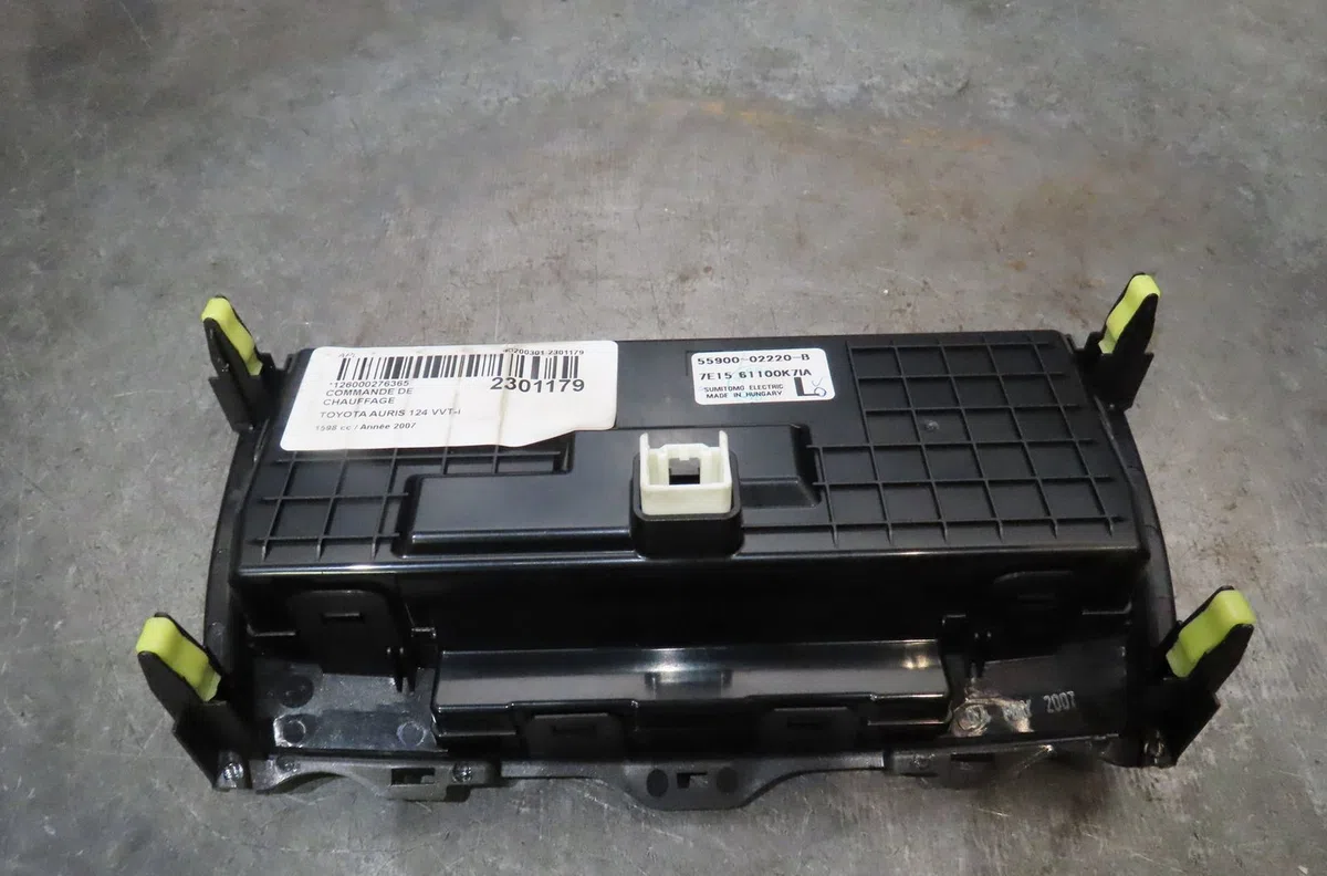 Commande de chauffage Toyota AURIS (_E15_) 1.6 (zre151_) (2007-2012) occasion