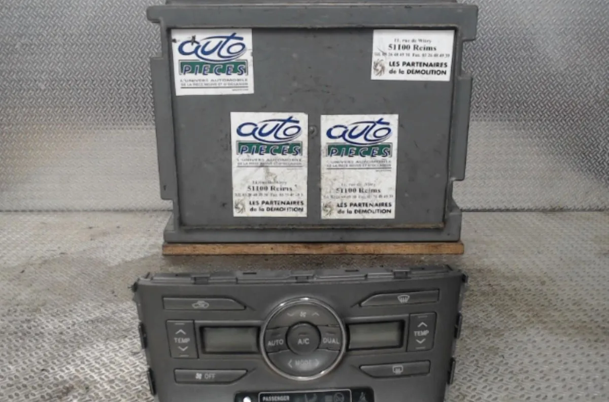 Commande de chauffage Toyota AURIS (_E15_) 2.0 d-4d (ade150_) (2006-2012) occasion