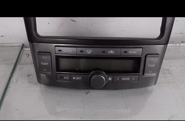 Commande de chauffage Toyota AVENSIS Break (_T25_) 2.0 d-4d (adt250_) (2006-2008) occasion