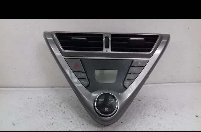 Commande de chauffage Toyota IQ (_J1_) 1.4 d-4d (nuj10_) (2009-2015) occasion
