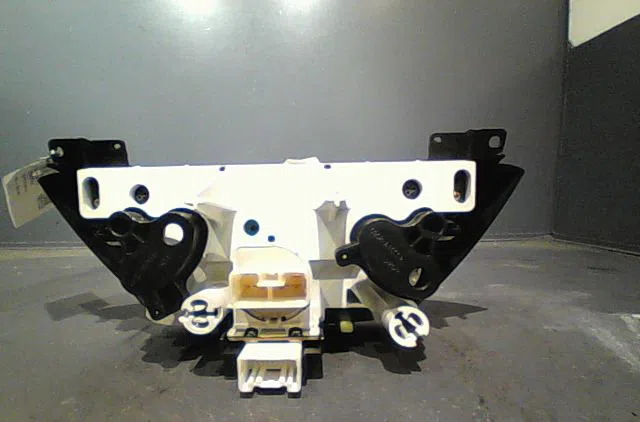 Commande de chauffage TOYOTA RAV4 II Phase 1 07-2000--10-2003 VX D occasion