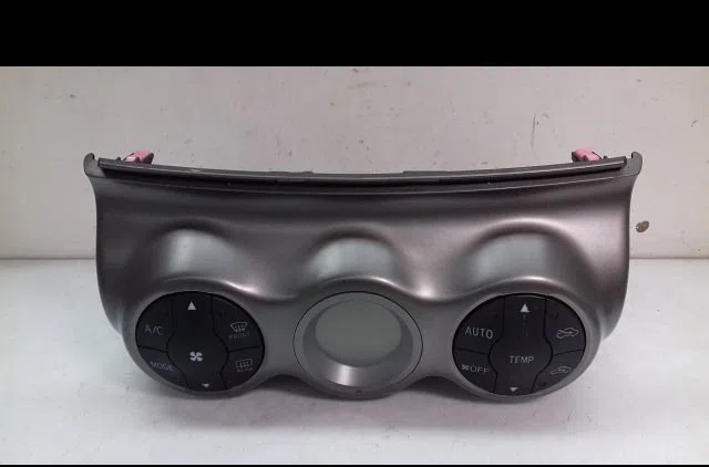 Commande de chauffage Toyota URBAN CRUISER (_P1_) 1.4 d-4d 4wd (nlp115_) (2009-2014) occasion