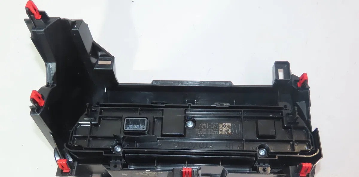 Commande de chauffage Toyota YARIS (_P21_, _PA1_, _PH1_) 1.5 hybrid (mxph10, mxph11) (2020) 5 portes occasion