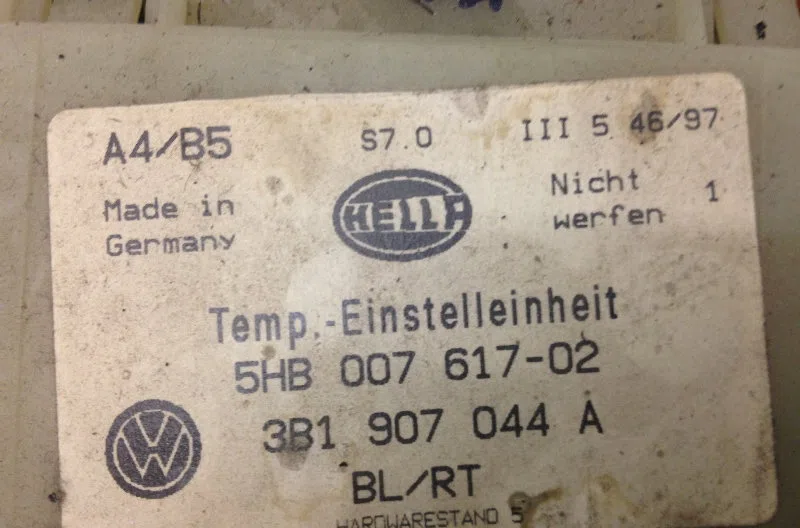 Commande de chauffage Volkswagen GOLF IV (1J1) 1.9 sdi (1997-2005) occasion