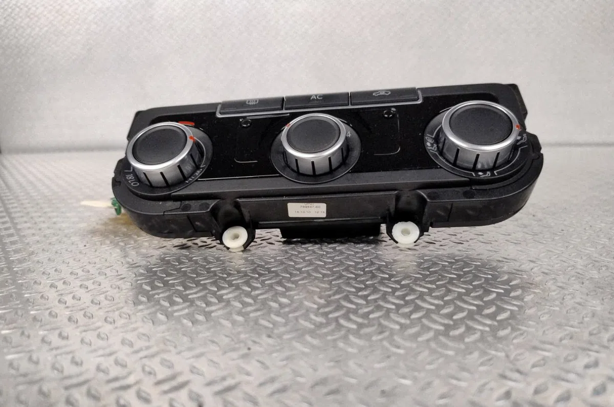 Commande de chauffage Volkswagen GOLF VI (5K1) 1.4 (2008-2012) 5 portes occasion