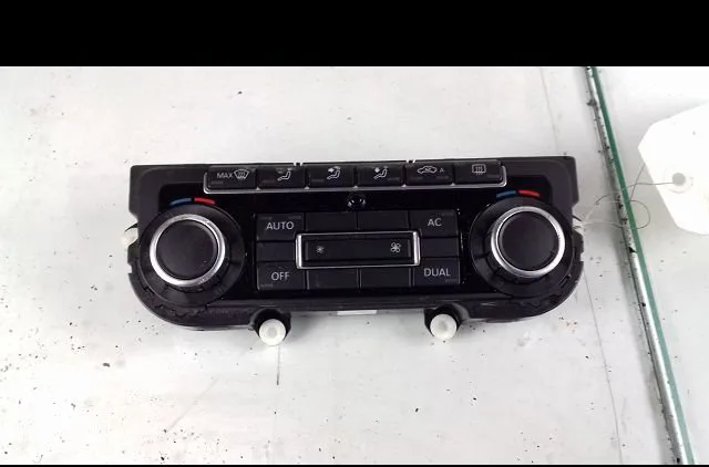 Commande de chauffage Volkswagen GOLF VI (5K1) 1.4 tsi (2008-2012) 5 portes occasion