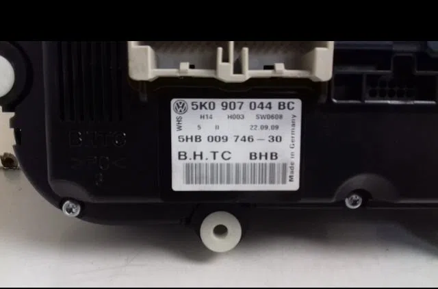 Commande de chauffage Volkswagen GOLF VI (5K1) 2.0 tdi (2008-2013) 5 portes occasion