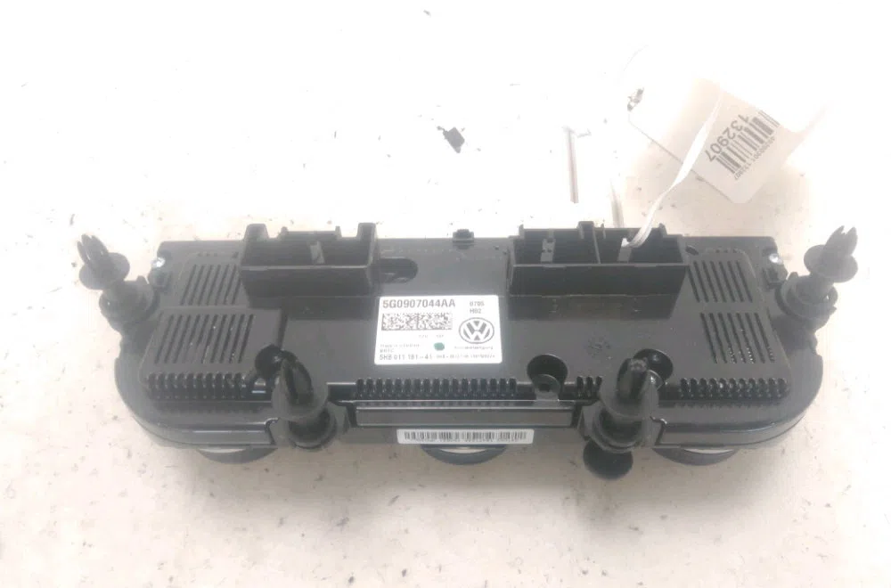 Commande de chauffage Volkswagen GOLF VII (5G1, BQ1, BE1, BE2) 2.0 gtd (2013-2020) occasion