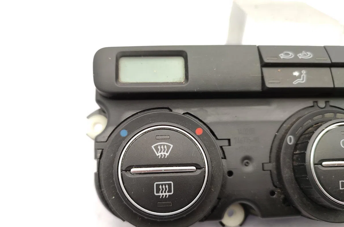 Commande de chauffage VOLKSWAGEN PASSAT 5 occasion — photo 4