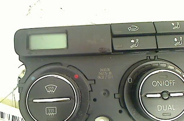 Commande de chauffage Volkswagen PASSAT B6 Variant (3C5) 1.9 tdi (2005-2010) occasion