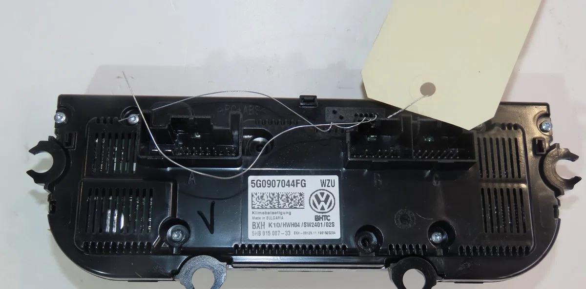 Commande de chauffage Volkswagen PASSAT B8 (3G2, CB2) 1.6 tdi (2014) occasion
