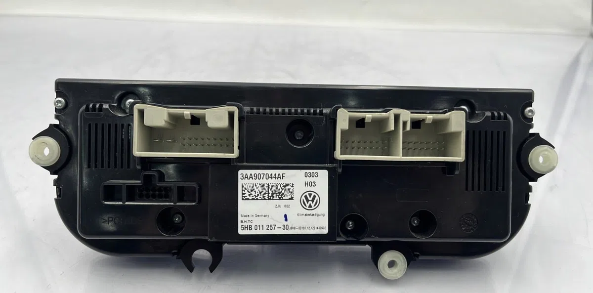 Commande de chauffage VOLKSWAGEN TOURAN 2 occasion — photo 2