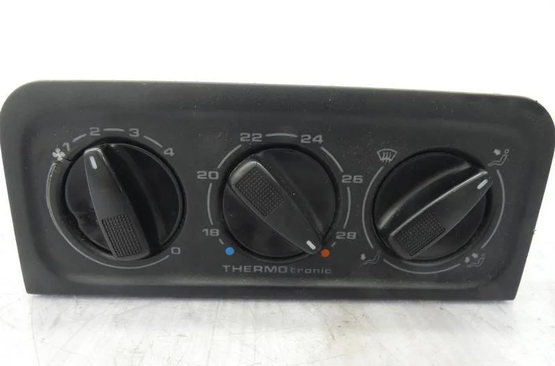 Commande de chauffage VOLKSWAGEN VENTO occasion