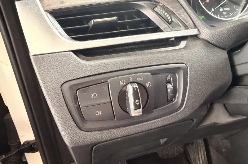 Commande de phare pour BMW X1 F48 PHASE 1