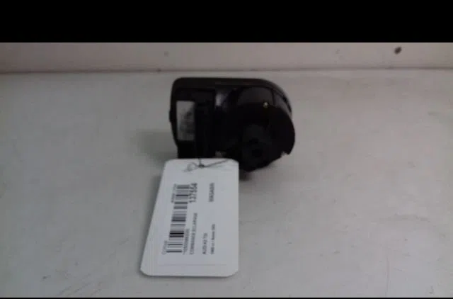 Commande eclairage Audi A3 (8P1) 2.0 tdi 16v (2003-2012) 3 portes occasion