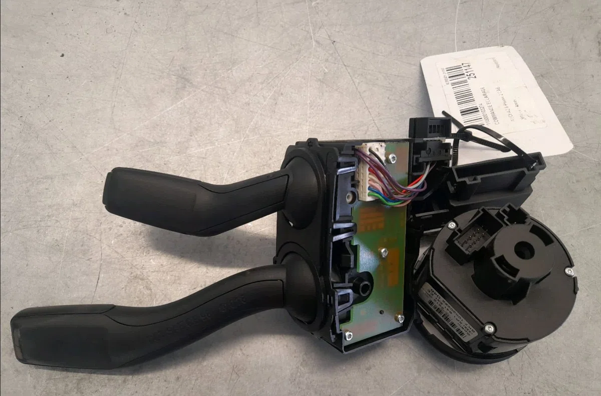 Commande eclairage Audi A3 Décapotable (8P7) 1.8 tfsi (2008-2013) occasion
