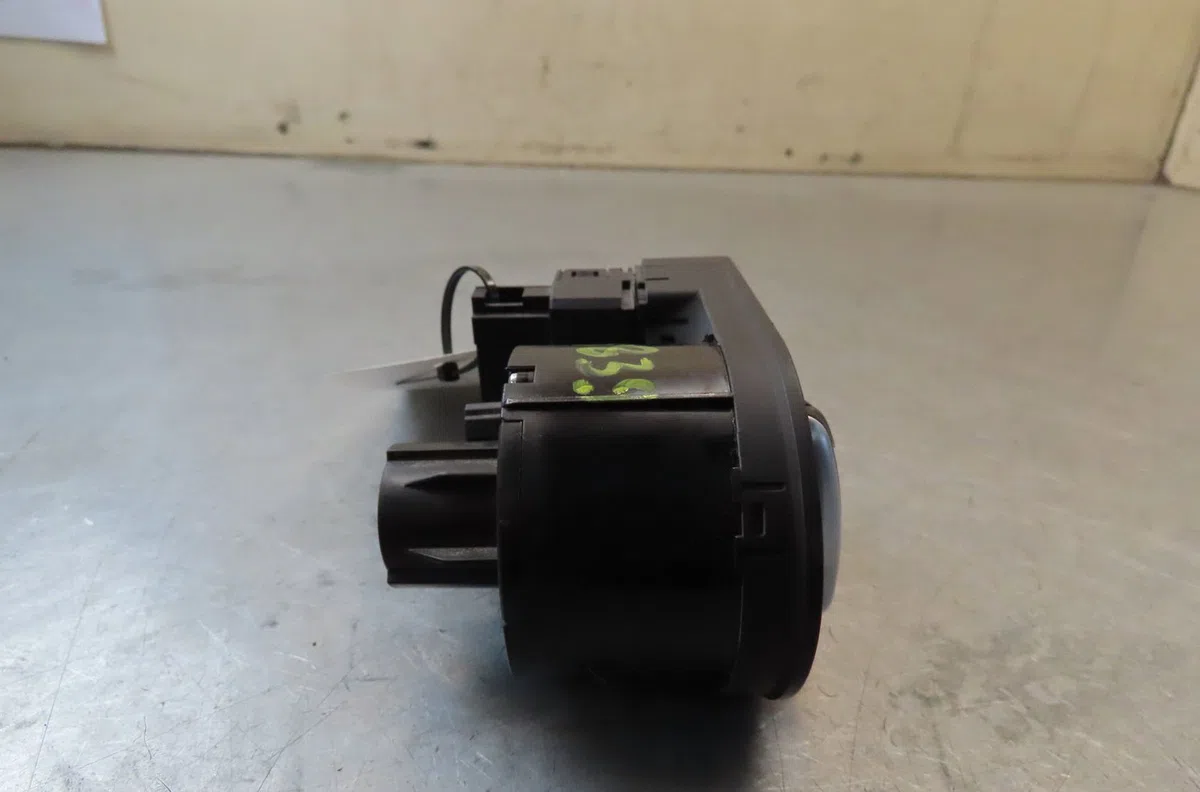 Commande eclairage Audi TT (8J3) 2.0 tfsi quattro (2010-2014) occasion