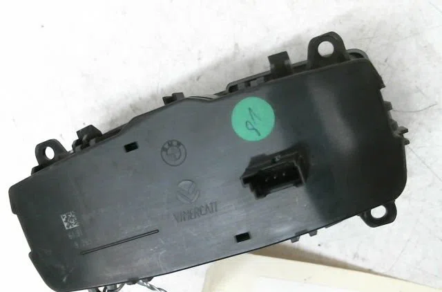 Commande eclairage Bmw 1 (F20) 118 d (2011-2015) occasion