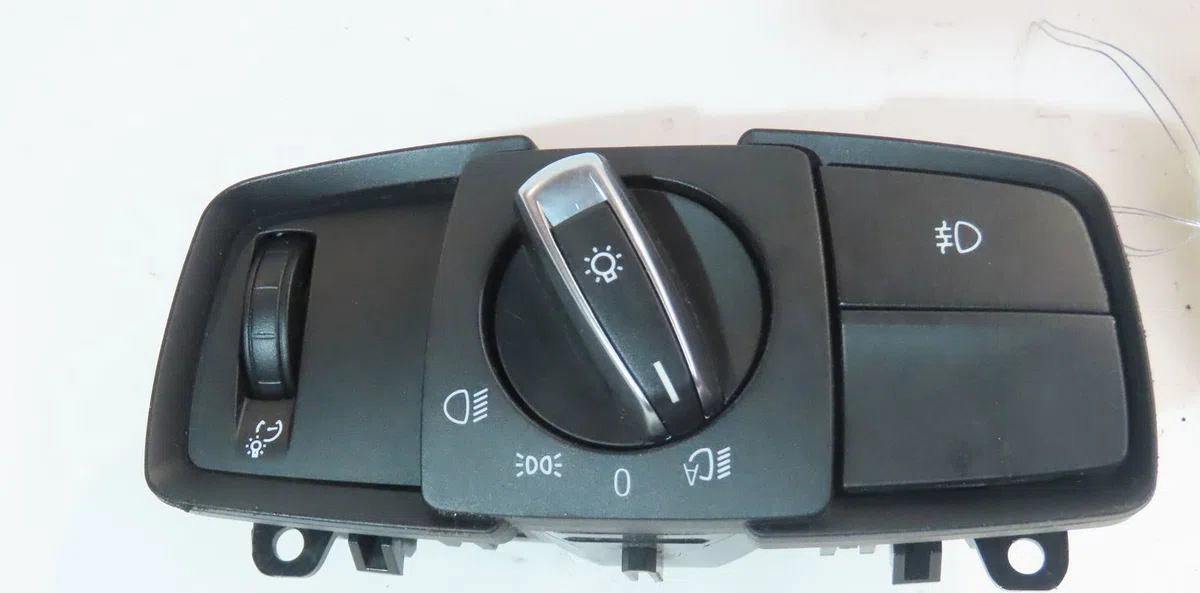 Commande eclairage Bmw 1 (F20) M 135 i (2012-2015) occasion