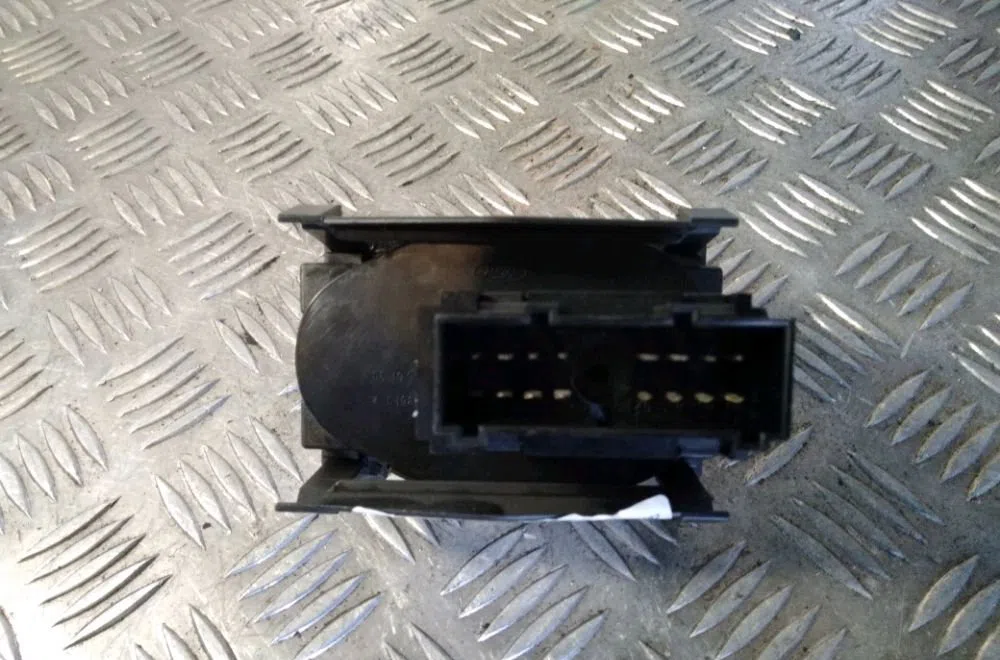 Commande eclairage Ford FIESTA V (JH_, JD_) 1.4 16v (2001-2008) 5 portes occasion