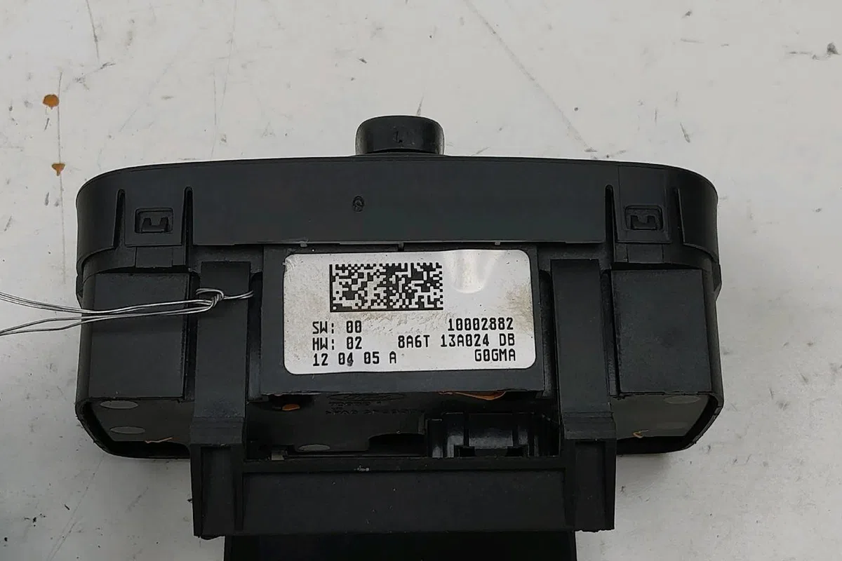 Commande eclairage Ford FIESTA VI (CB1, CCN) 1.4 tdci (2010-2012) 3 portes occasion