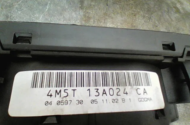 Commande eclairage Ford FOCUS C-MAX (DM2) 1.6 tdci (2003-2007) occasion
