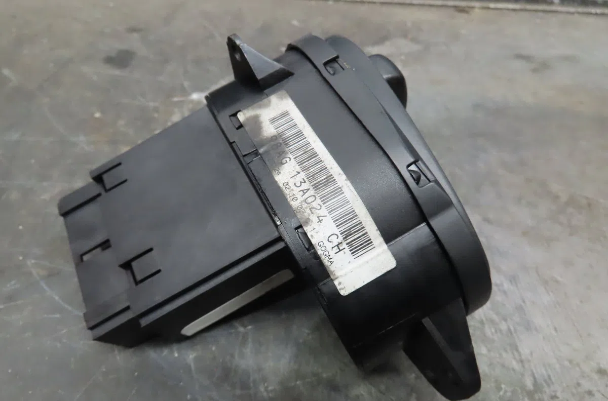 Commande eclairage Ford FOCUS I (DAW, DBW) 1.8 tdci (2001-2004) occasion