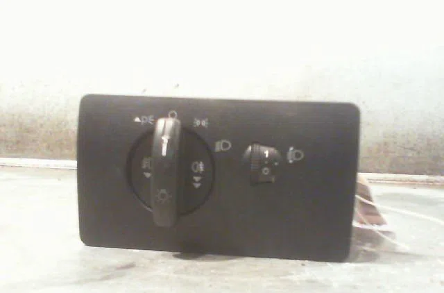 Commande eclairage FORD MONDEO 2002 occasion
