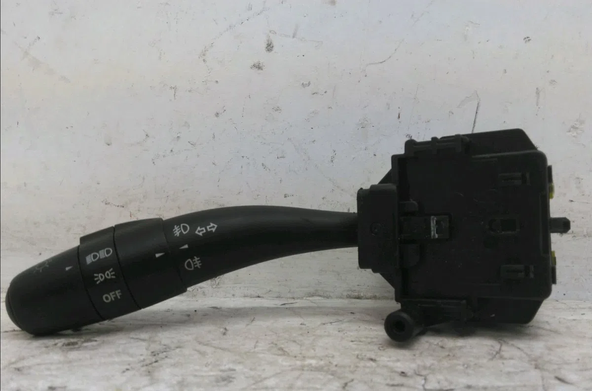Commande eclairage Kia CEE'D 3-5 portes (ED) 1.6 crdi 90 (2006-2012) occasion