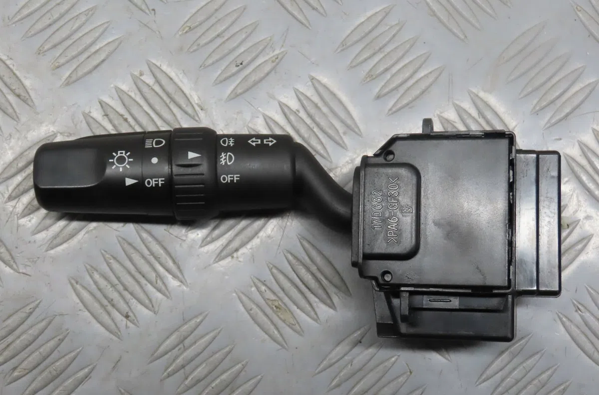 Commande eclairage Mazda 3 (BK) 1.6 (bk14) (2003-2009) occasion