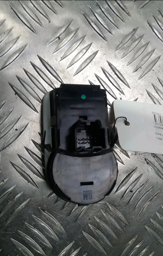 Commande eclairage Opel ADAM (M13) 1.4 (2012-2019) occasion