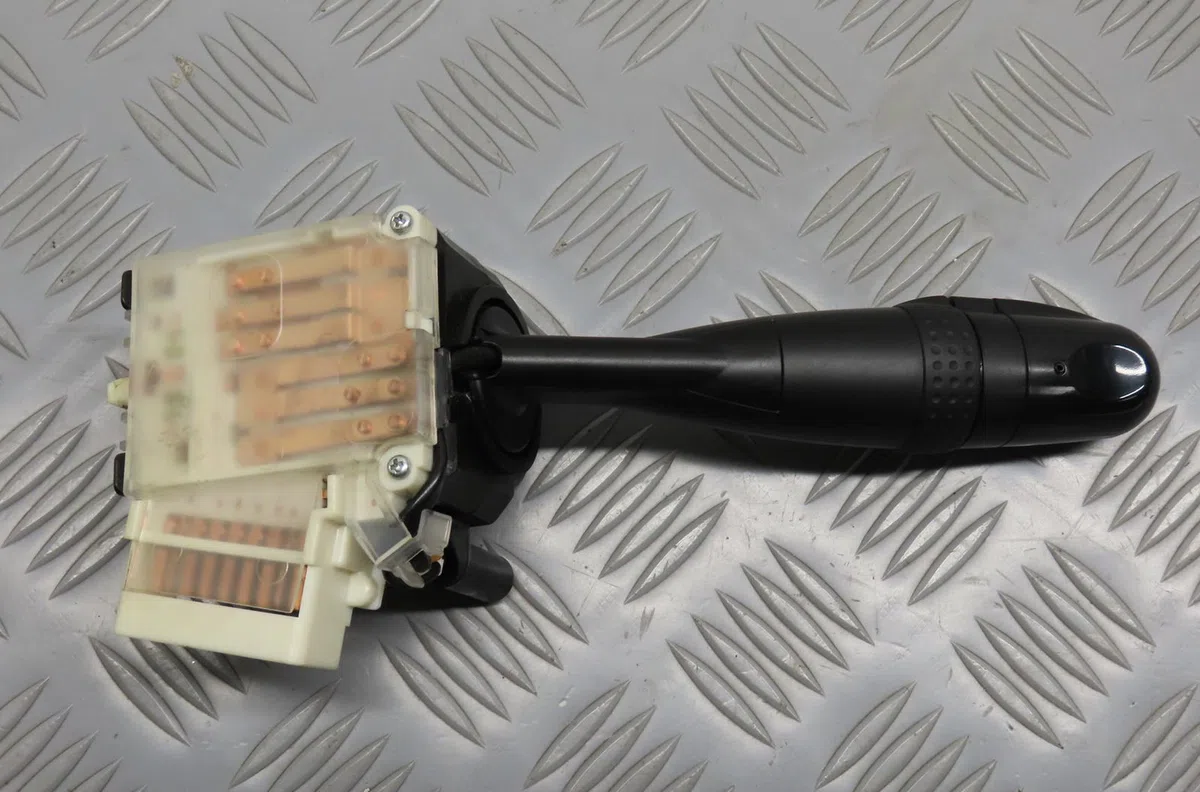 Commande eclairage Opel AGILA (B) (H08) 1.2 (f68) (2010-2014) occasion