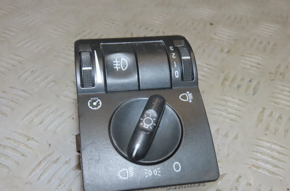 Commande eclairage Opel COMBO Tour 1.7 dti 16v (2001-2004) occasion