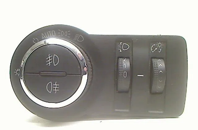 Commande eclairage Opel INSIGNIA A (G09) 2.0 cdti (68) (2008-2017) occasion
