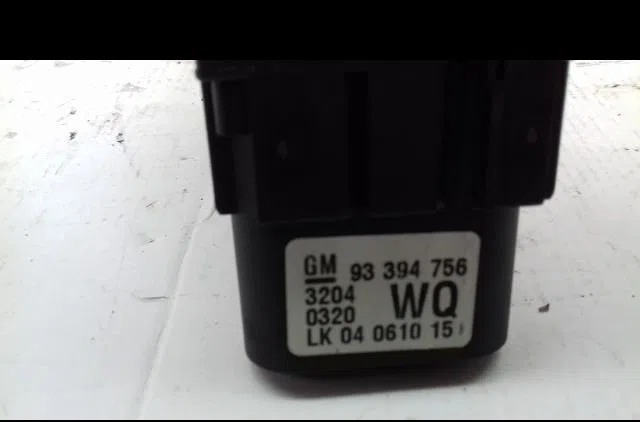 Commande eclairage Opel MERIVA A Monospace (X03) 1.7 cdti (e75) (2003-2010) occasion