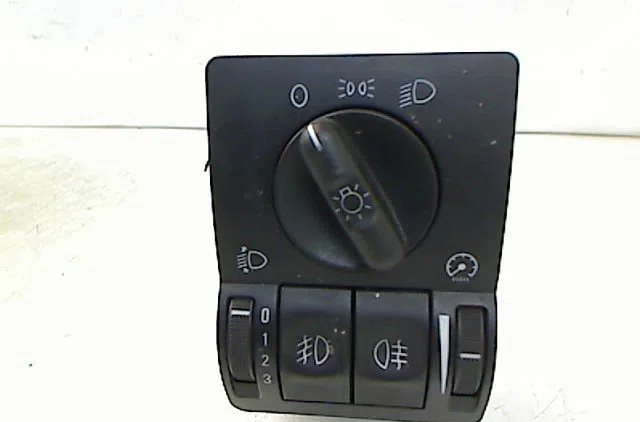 Commande eclairage OPEL TIGRA II 2005 occasion