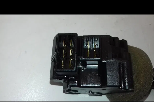 Commande eclairage Peugeot 205 II (20A-C) 1.4 (1988-1998) occasion