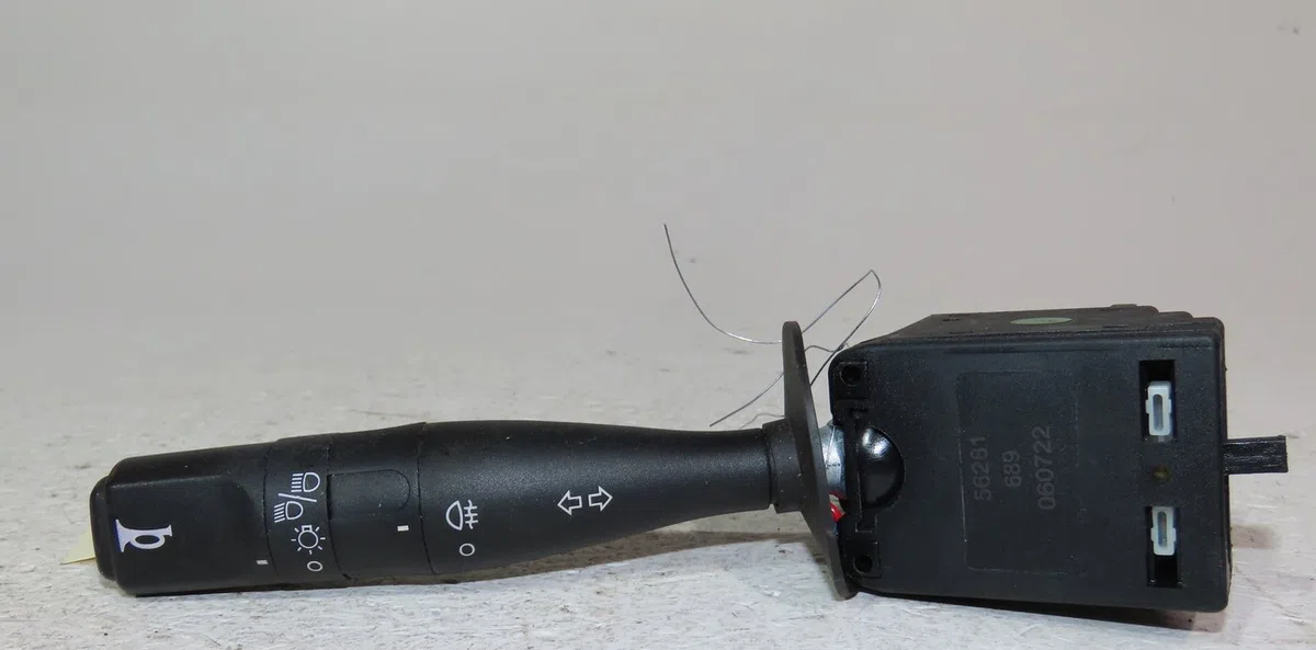Commande eclairage Peugeot 206 3-5 portes (2A-C) 1.4 i (1998-2012) 3 portes occasion
