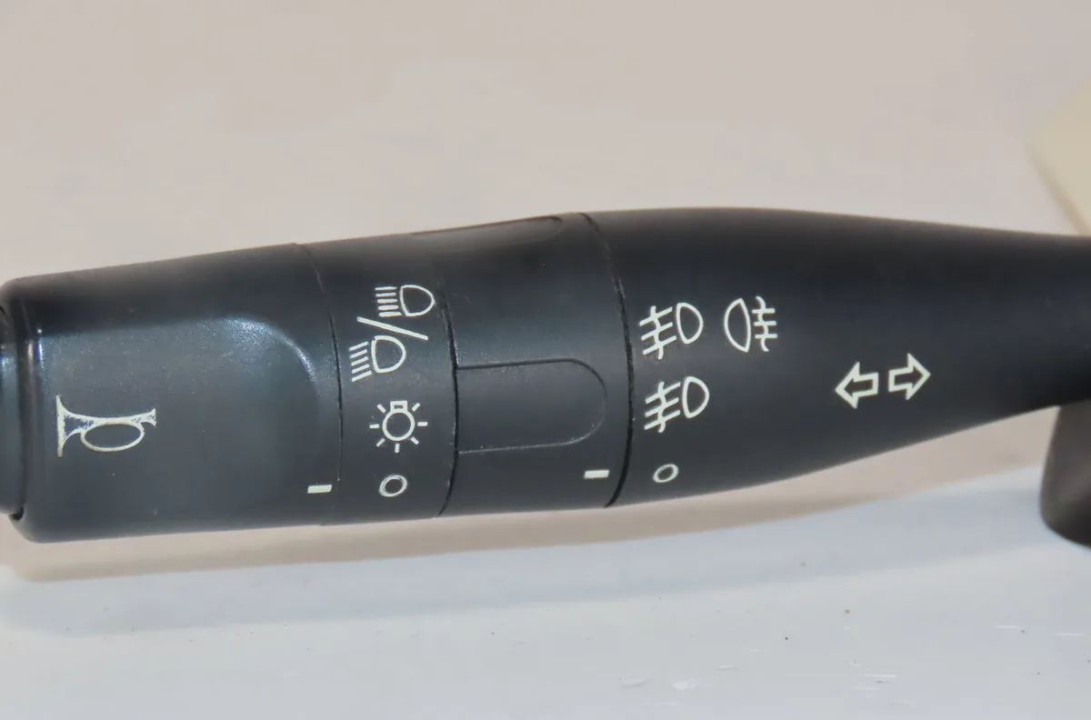 Commande eclairage Peugeot 306 3-5 portes (7A, 7C, N3, N5) 1.6 (1993-2000) occasion