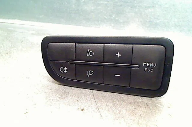 Commande eclairage PEUGEOT BIPPER 2009 occasion