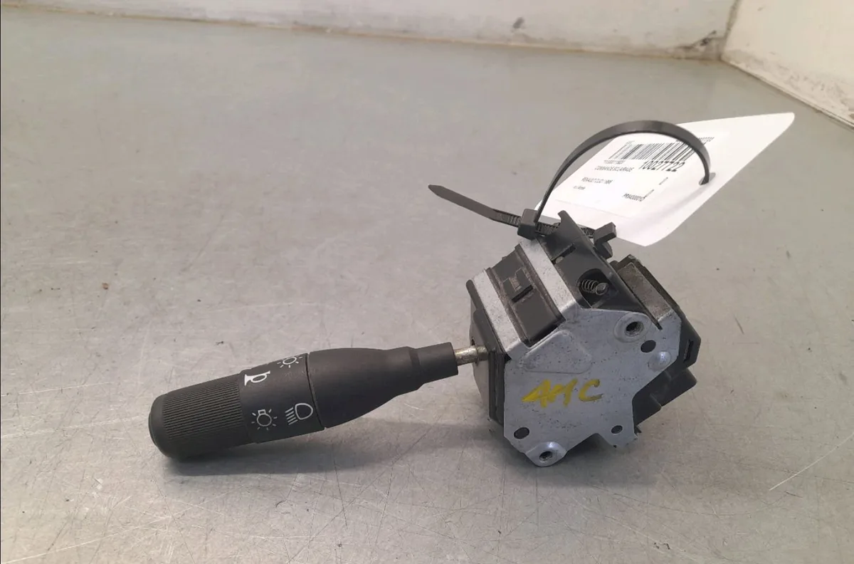 Commande eclairage RENAULT CLIO I occasion