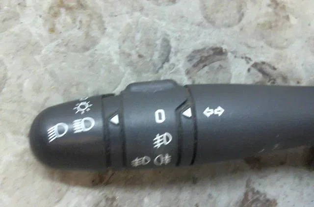 Commande eclairage Renault CLIO II (BB_, CB_) 1.6 16v (bb01, bb0h, bb0t, bb14, bb1d, bb1r, bb2kl, bb3g... (1998-2005) oc