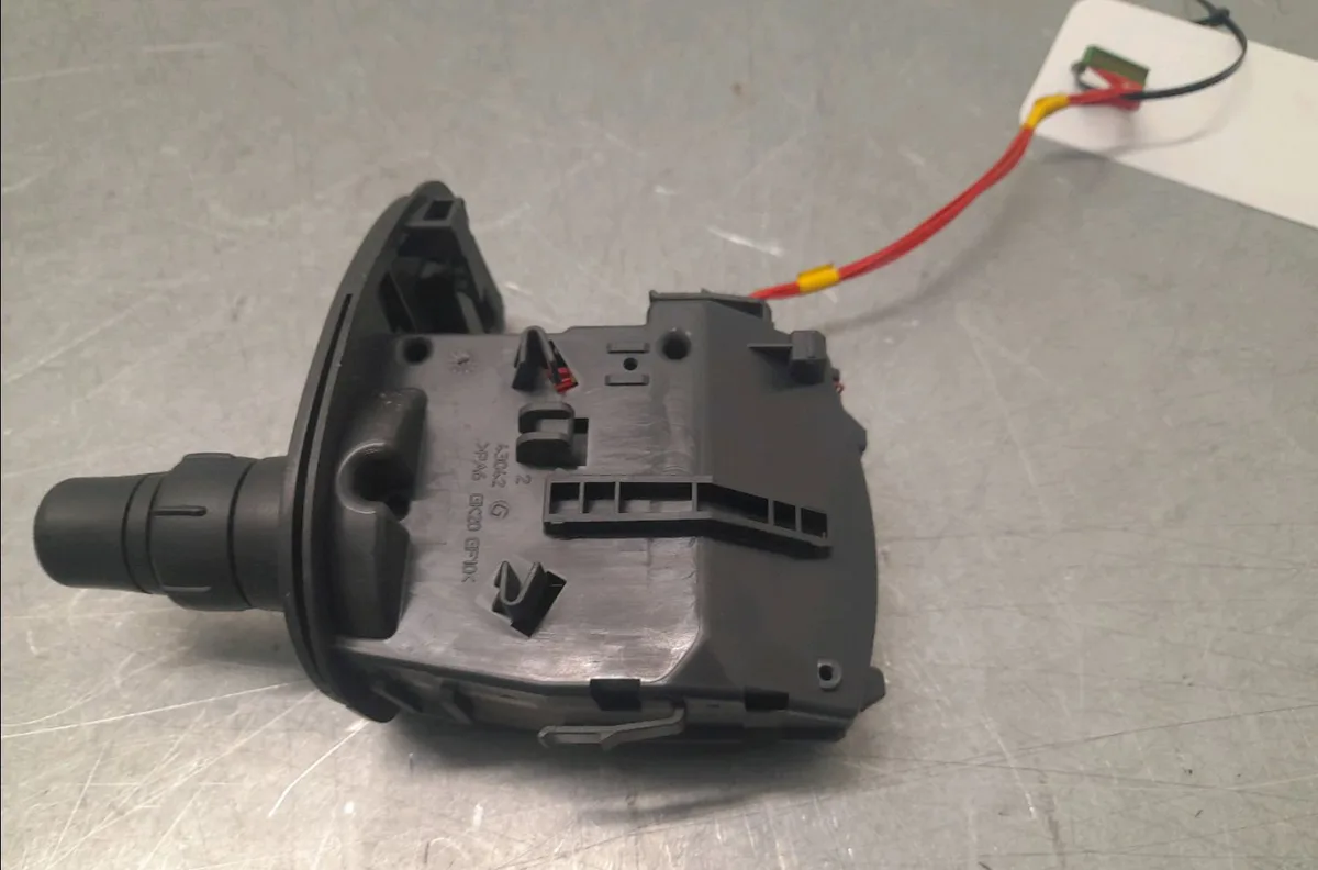 Commande eclairage Renault KANGOO BE BOP (KW0-1_) 1.5 dci (kw0g) (2009-2012) occasion
