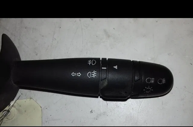 Commande eclairage Renault LAGUNA II (BG0-1_) 1.9 dci (2001-2007) occasion