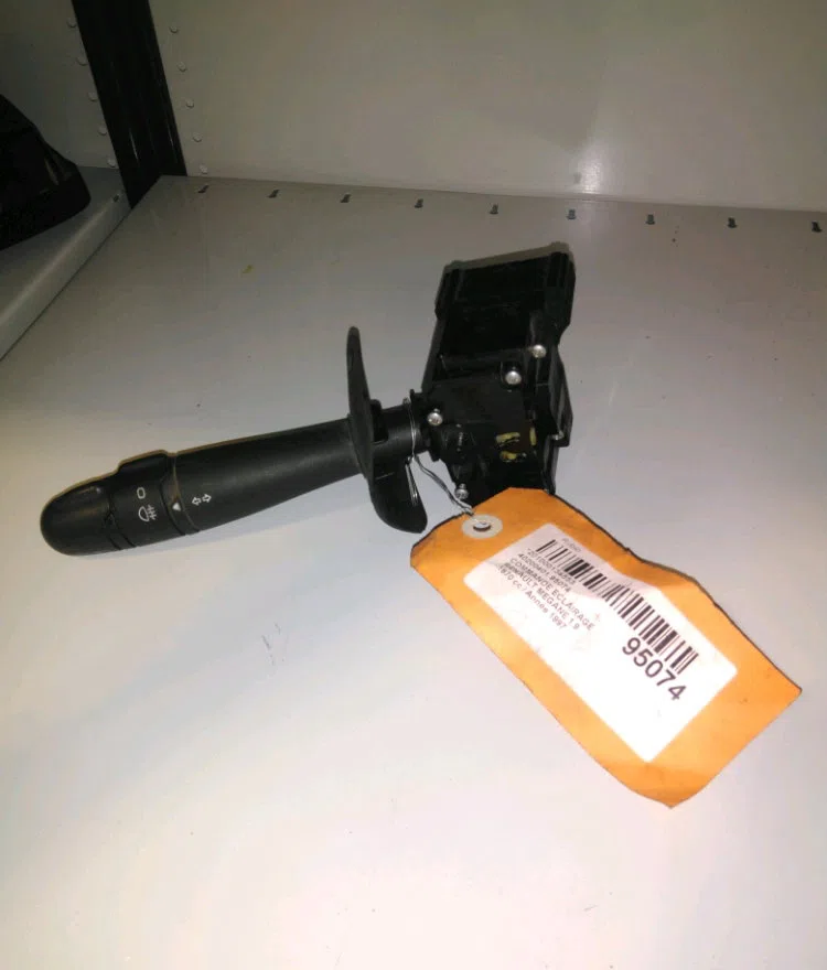 Commande eclairage RENAULT MEGANE 1997 occasion