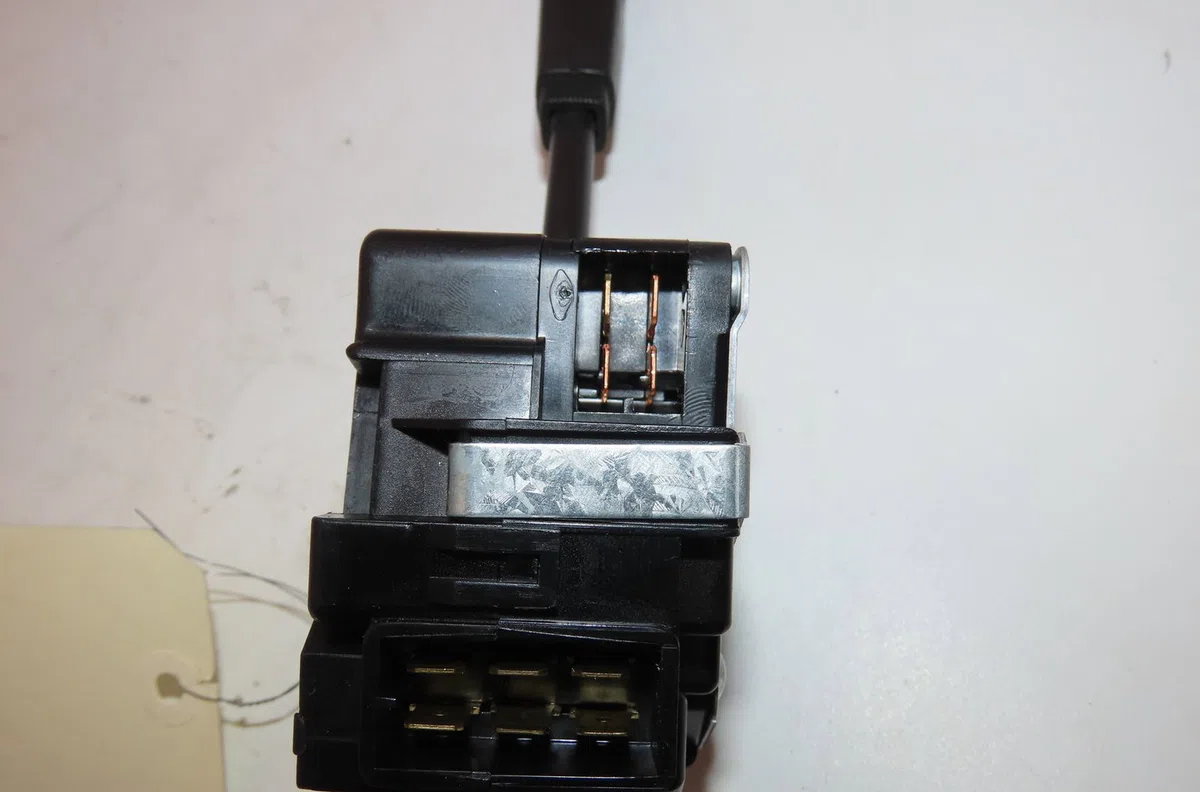 Commande eclairage Renault SUPER 5 (B-C40_) 1.4 cat (b-c-407) (1985-1996) occasion
